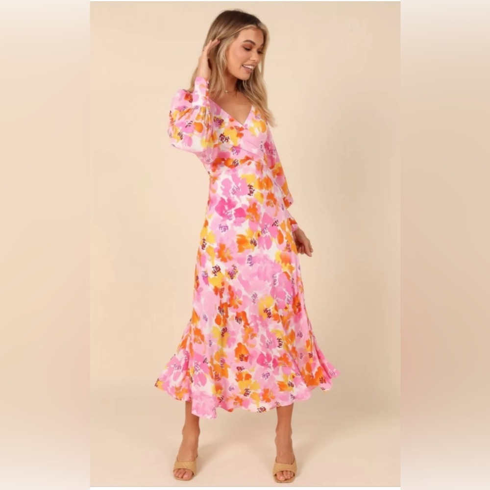 Petal & Pup Pink and Orange Floral Madi  Dress size: XS